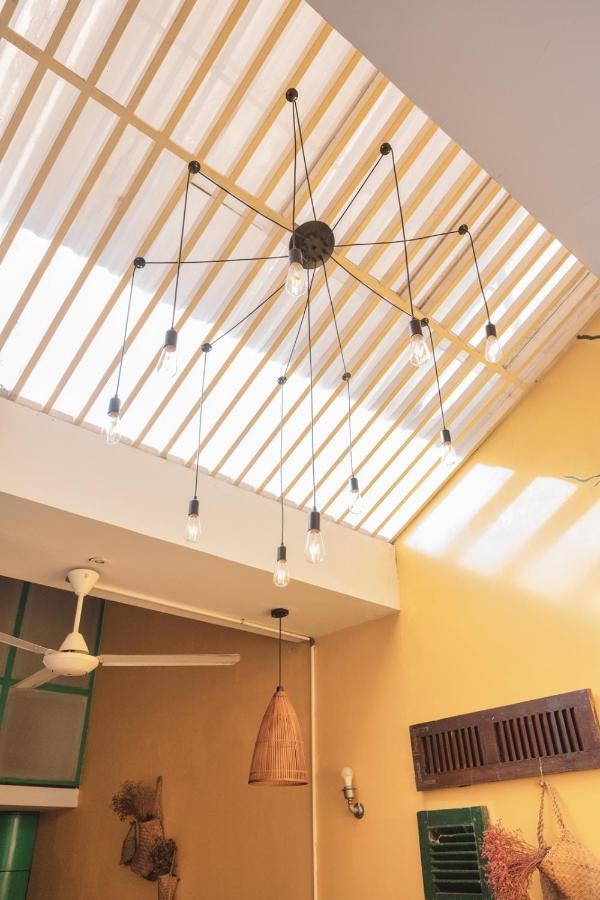 Entire French House With 4 Bedrooms In Hanoi Downtown Eksteriør billede