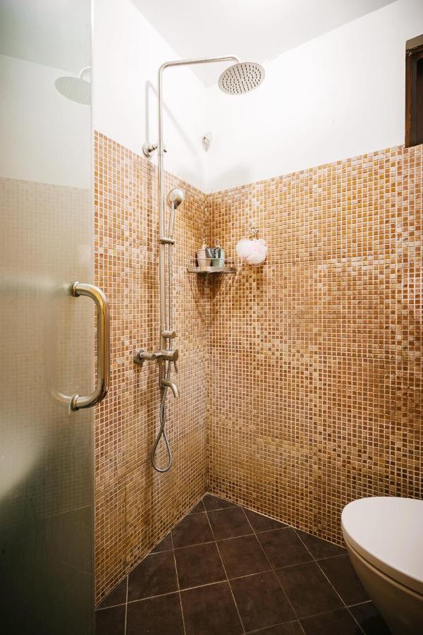 Entire French House With 4 Bedrooms In Hanoi Downtown Eksteriør billede